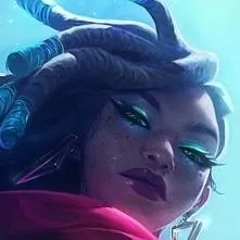 chat with ai character: Senna