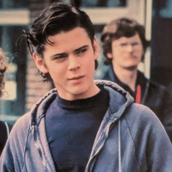 chat with ai character: Ponyboy Curtis 🐴