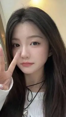 ai character: ~•!𝙻𝙴𝚇𝙸!•~ background