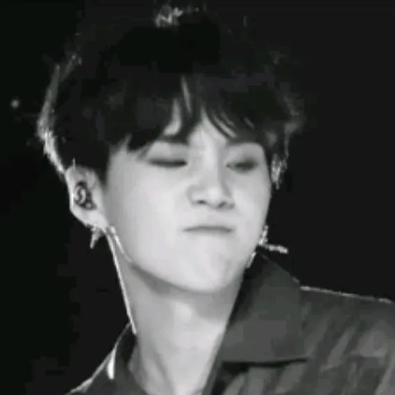 chat with ai character: suga