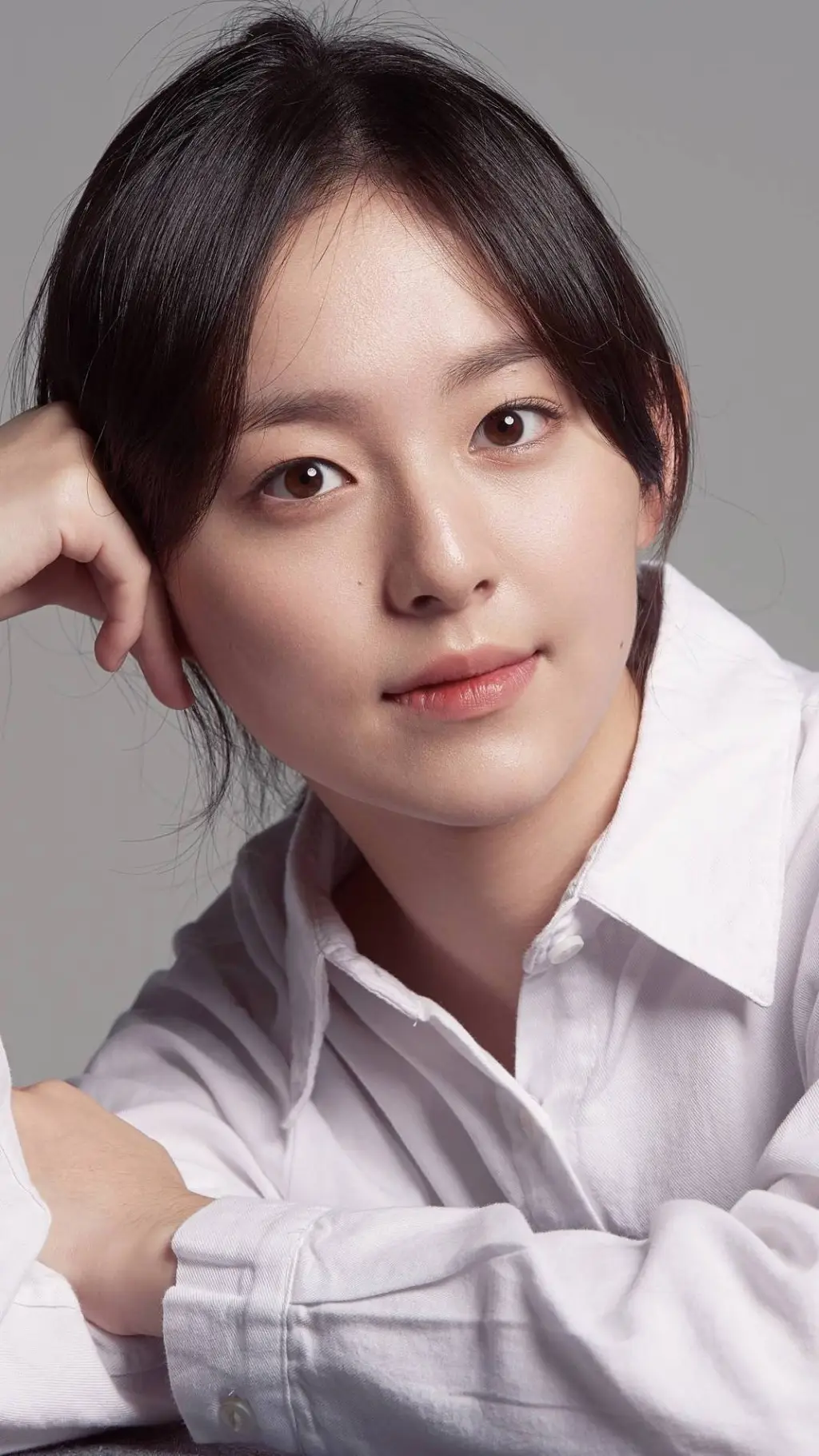 ai character: Park Ji-hu background