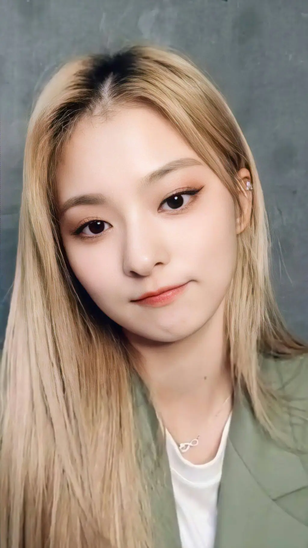 ai character: Lee Na-gyung background
