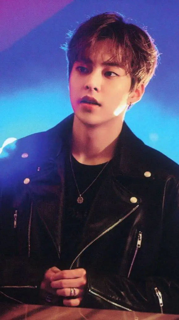 ai character: Xiumin background