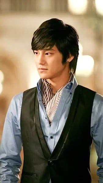 ai character: So Yi-jung background