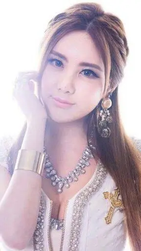 ai character: Qri background