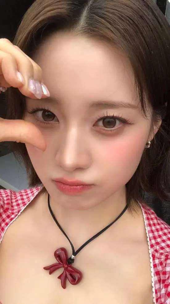 ai character: Nayoung background