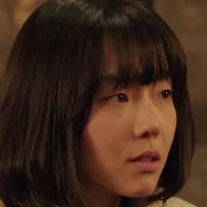 chat with ai character: Yoon-ju
