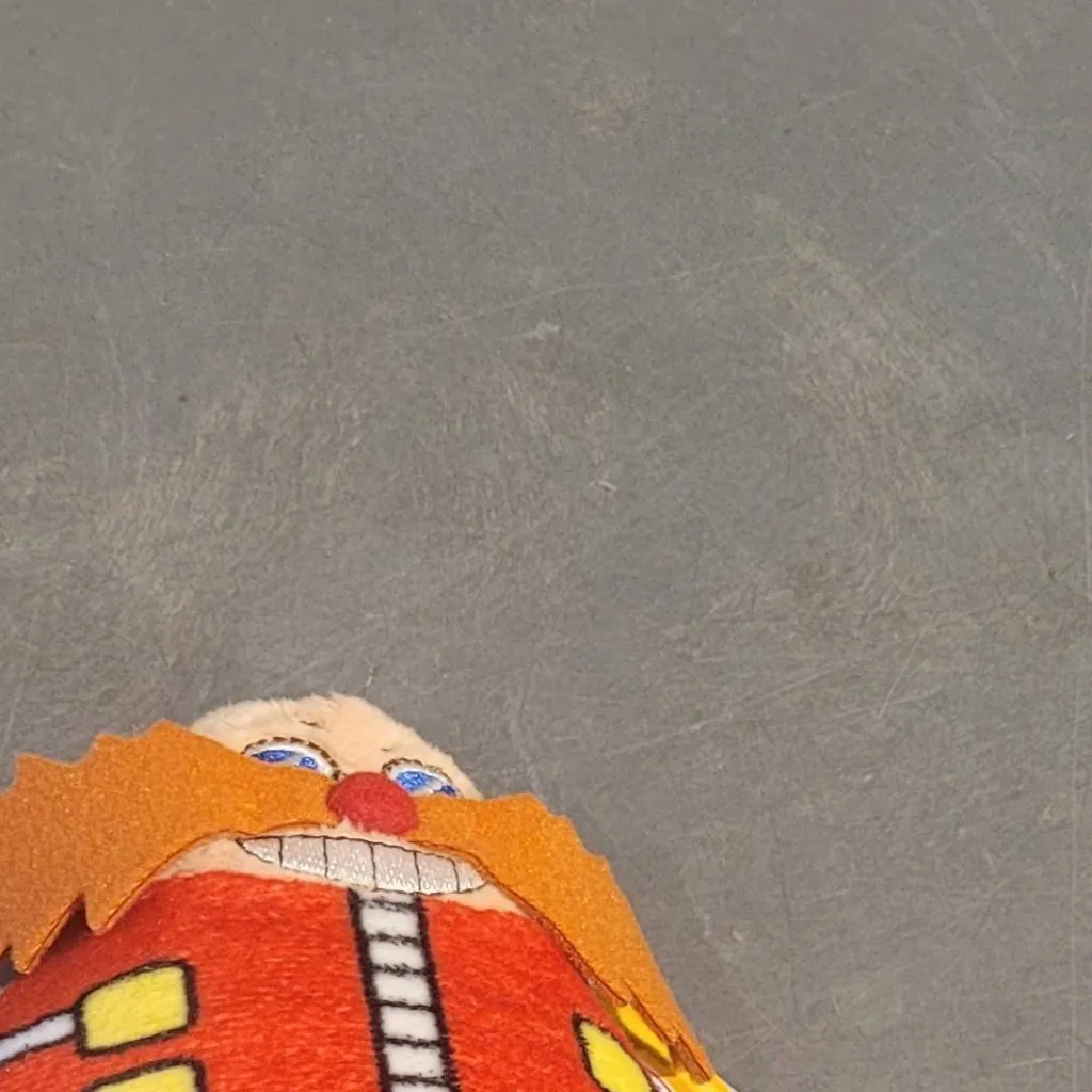 chat with ai character: Plushie