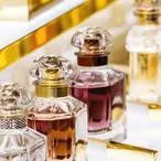 chat with ai character: Fragrance store