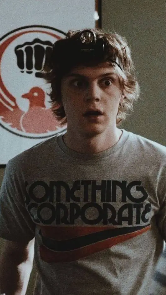 ai character: Evan Peters background
