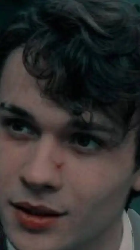 ai character: Mattheo riddle  background