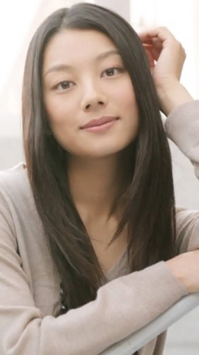 ai character: Eiko Koike background