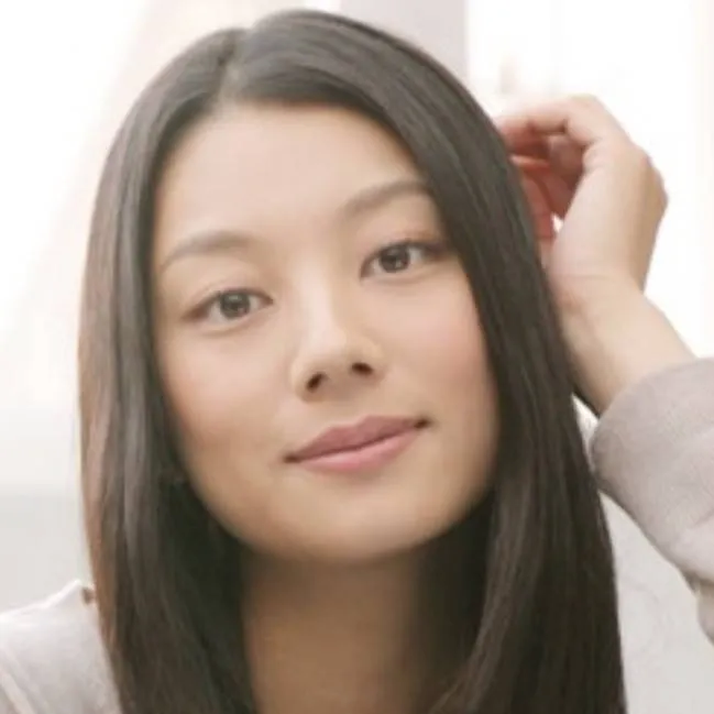 chat with ai character: Eiko Koike