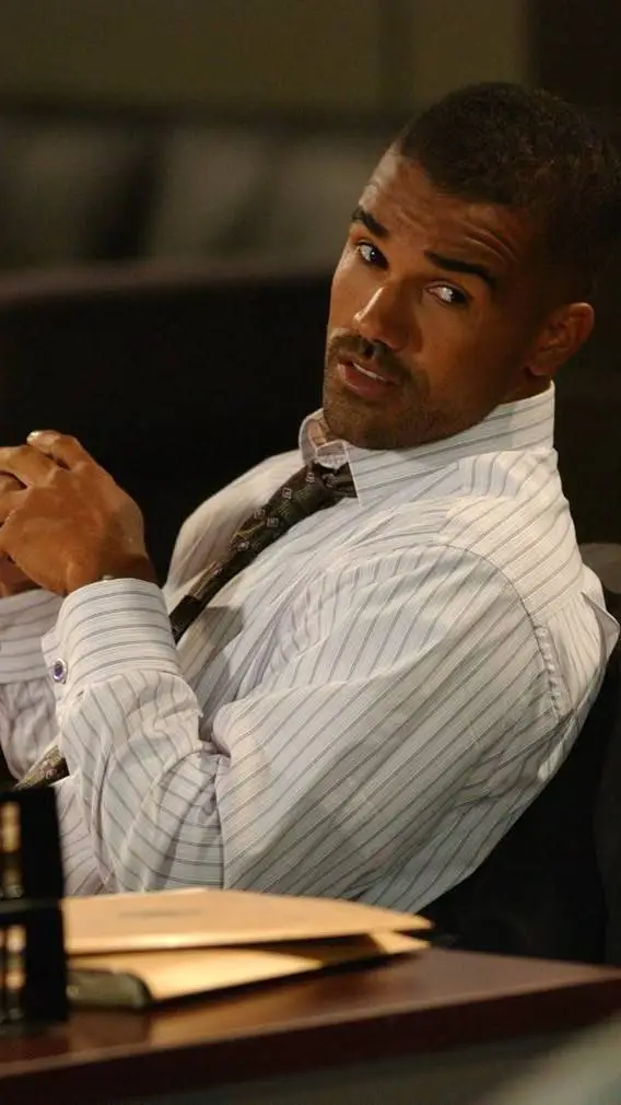 ai character: Derek Morgan background