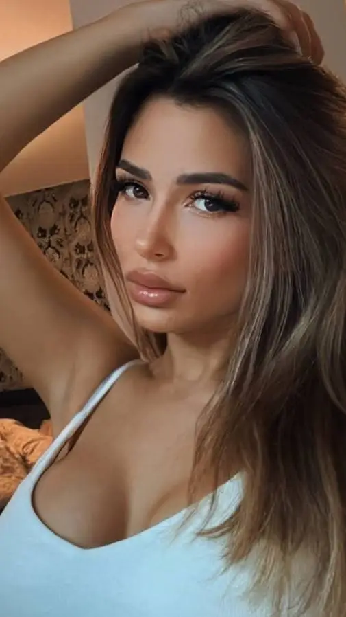 ai character: Adriana  background