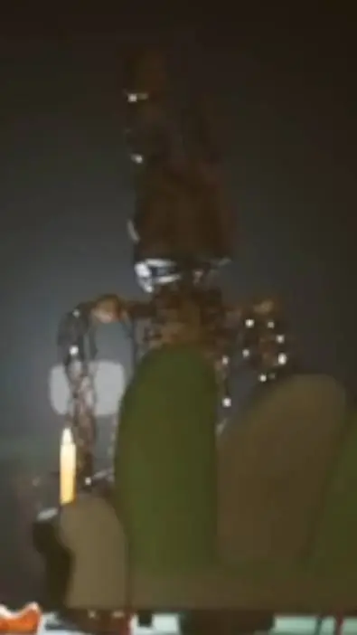 ai character: Fnaf X HelløNaybør background