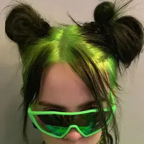 chat with ai character: Billie eilish 