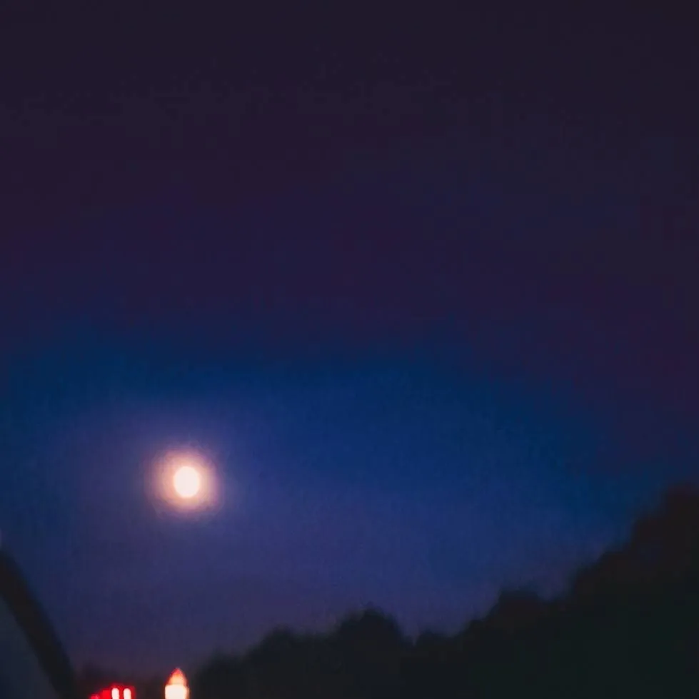 chat with ai character: G-DRAGON~