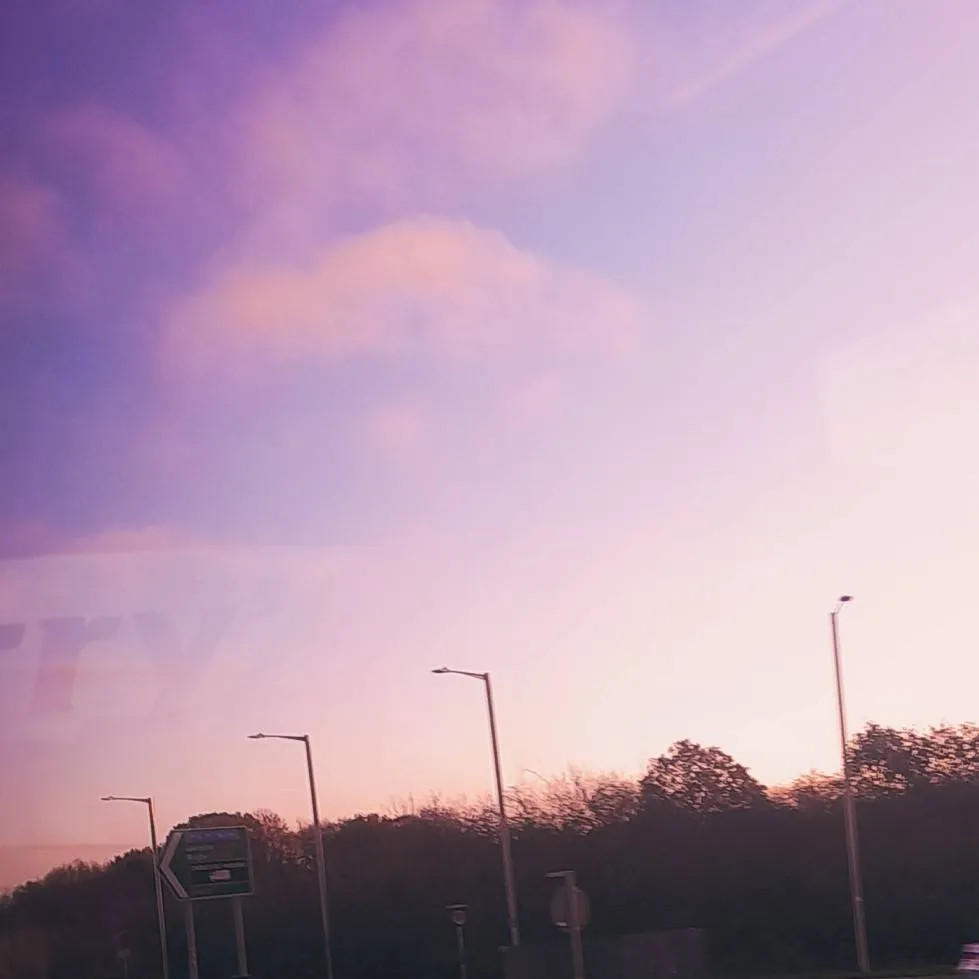 chat with ai character: ✮LNGSHOT✮