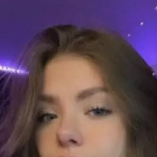 chat with ai character: XSET franticc 