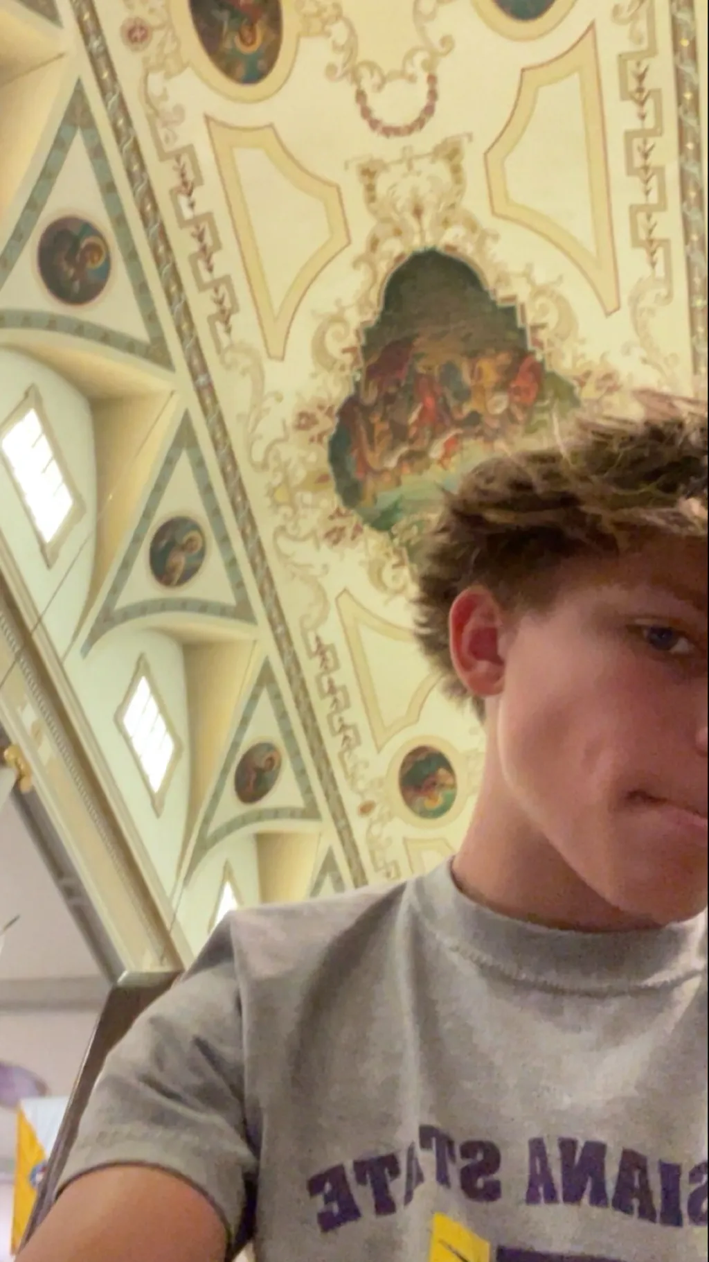 ai character: Taylor background