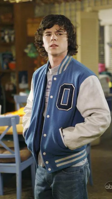 ai character: The Middle  background