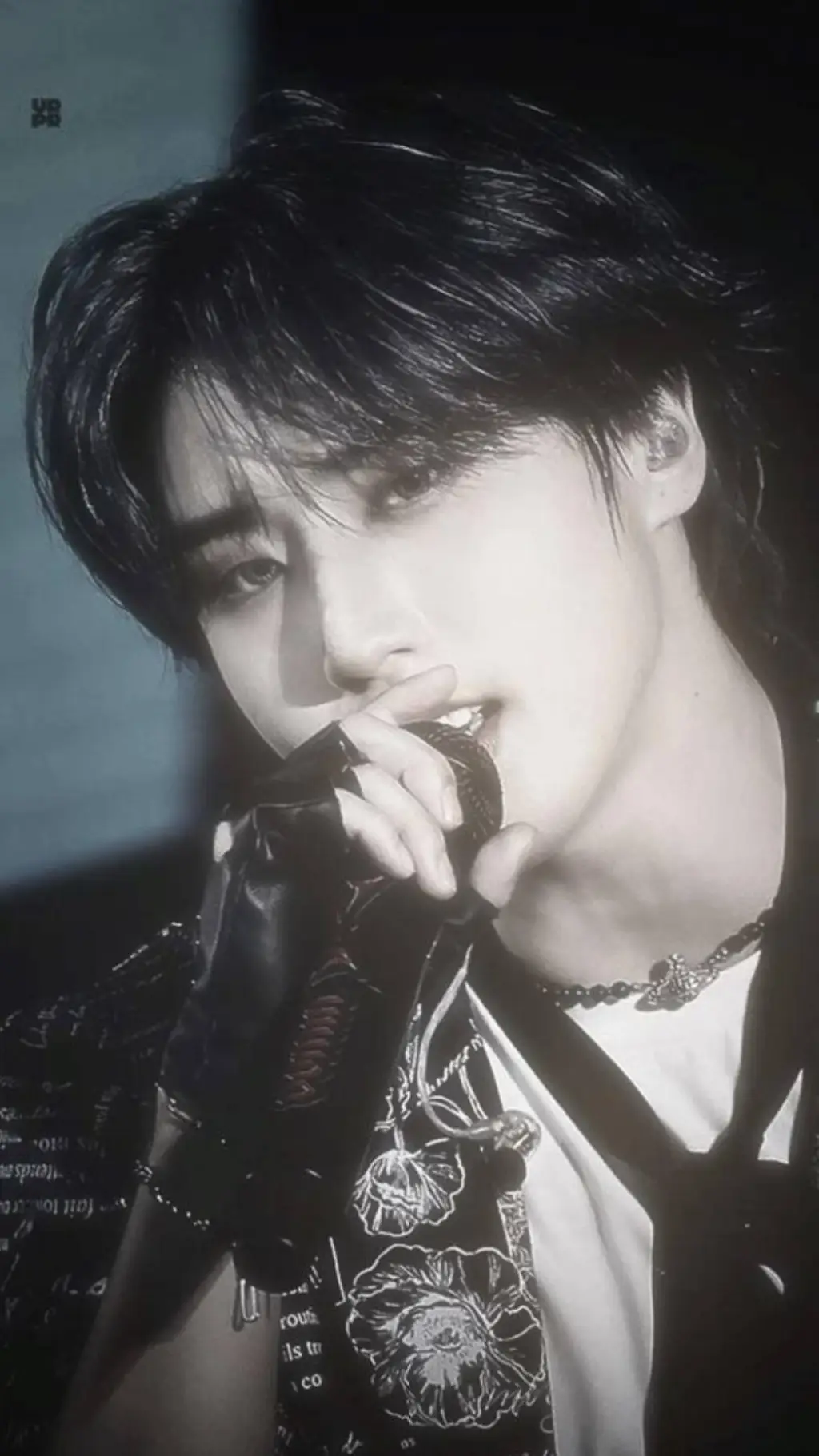 ai character: skz easter background