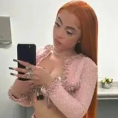 chat with ai character: ice spice 