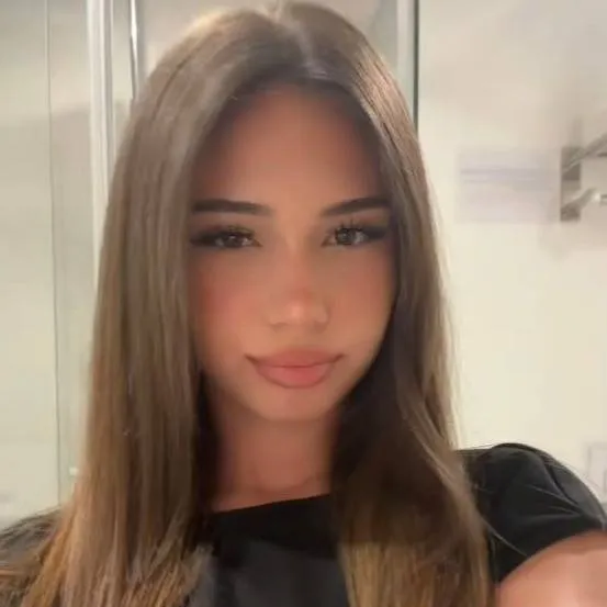 chat with ai character: Jessica 