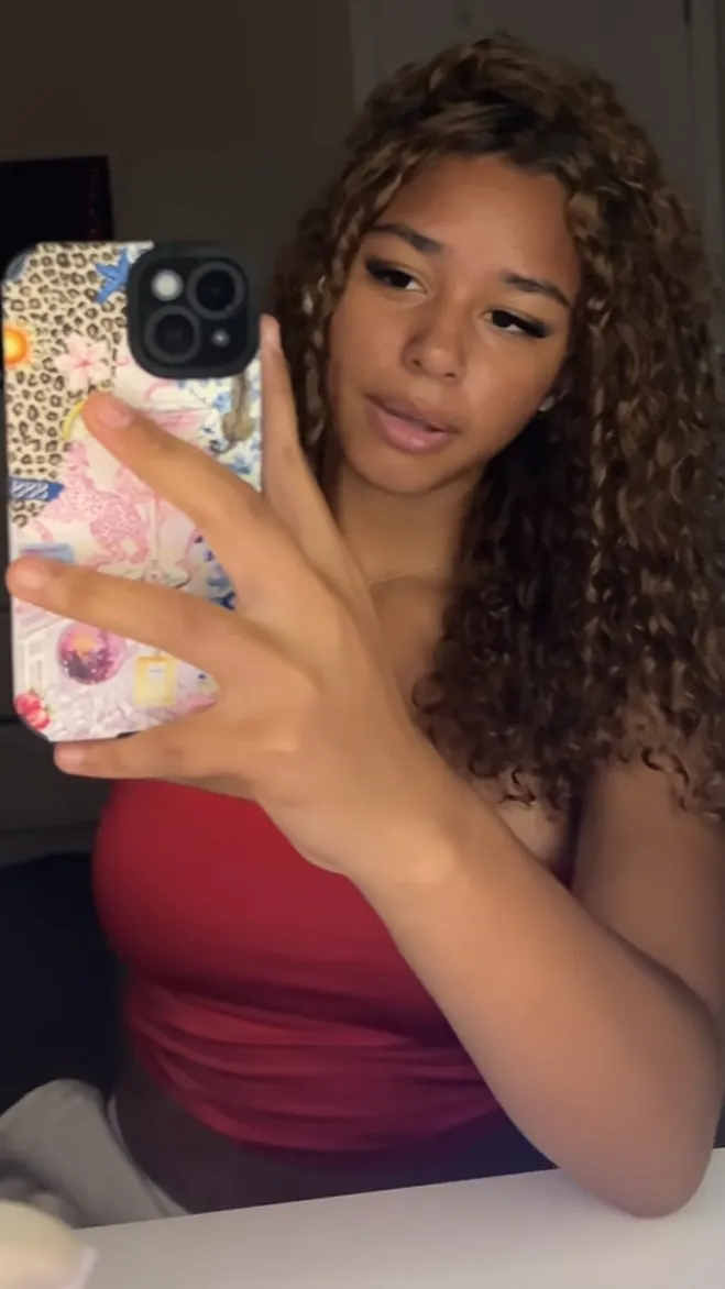 ai character: Jenni background