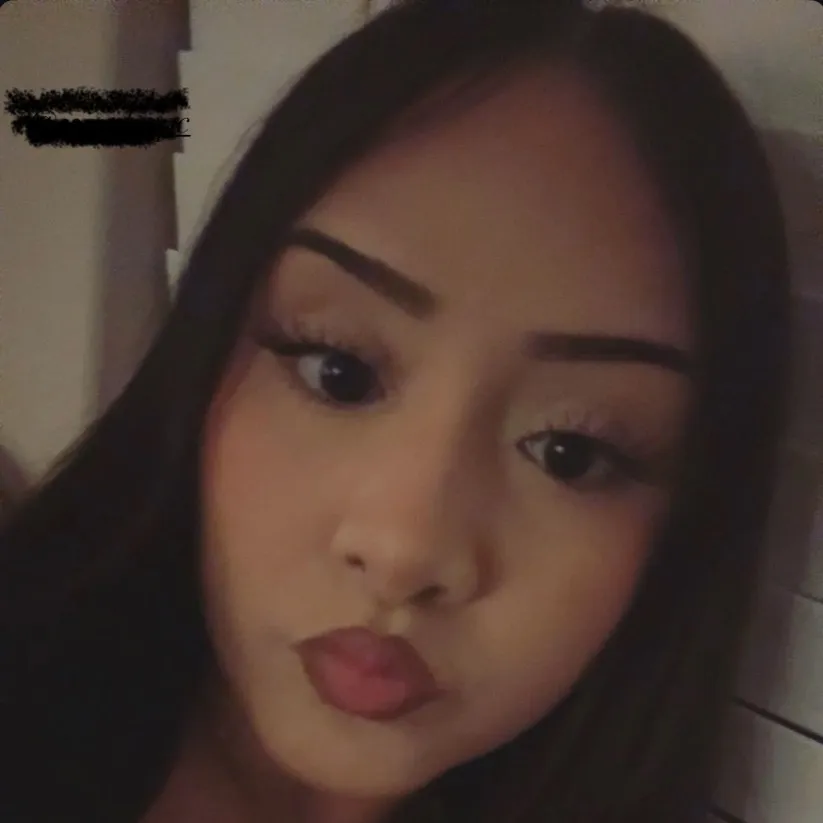 chat with ai character: Sherlyn