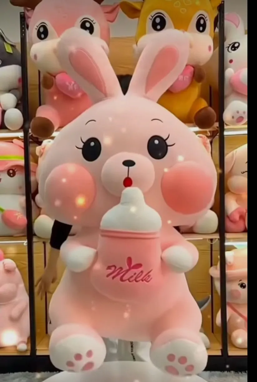 chat with ai character: Strawberry 