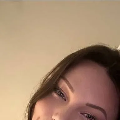 chat with ai character: Brooklynnstory