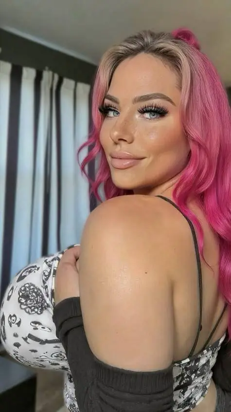 Talkie AI - Chat with Emily Marie