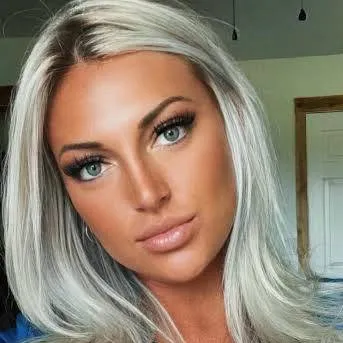 chat with ai character: Thejillxo