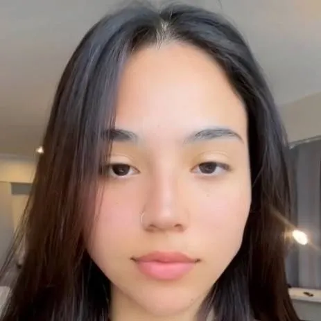 chat with ai character: z♡ey