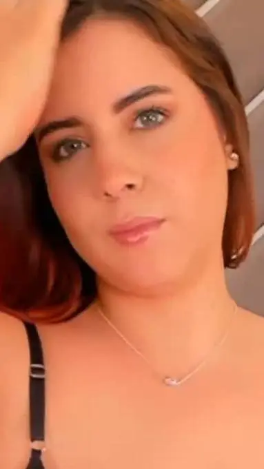 ai character: Ariana Miller  background