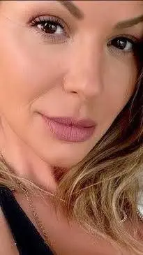 ai character: Brooklyn Chase  background