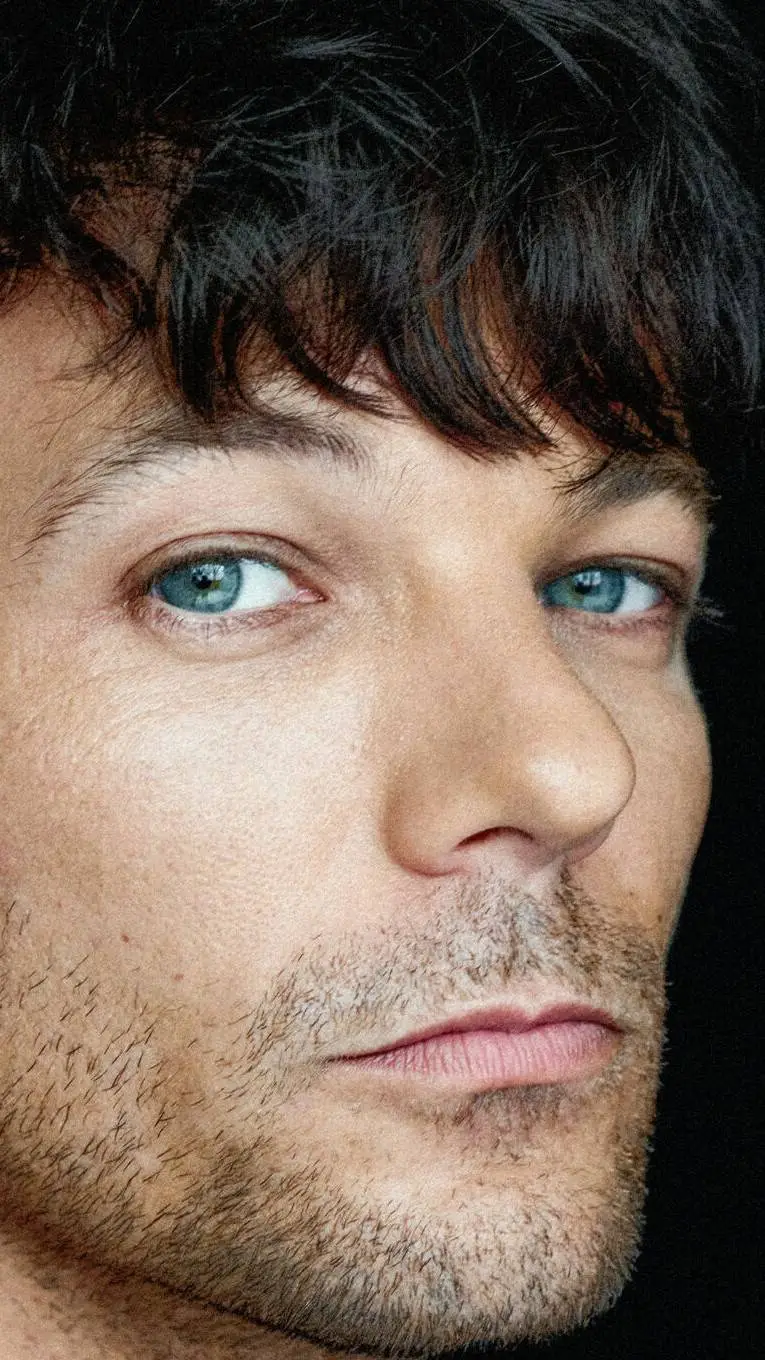 ai character: Louis Tomlinson  background