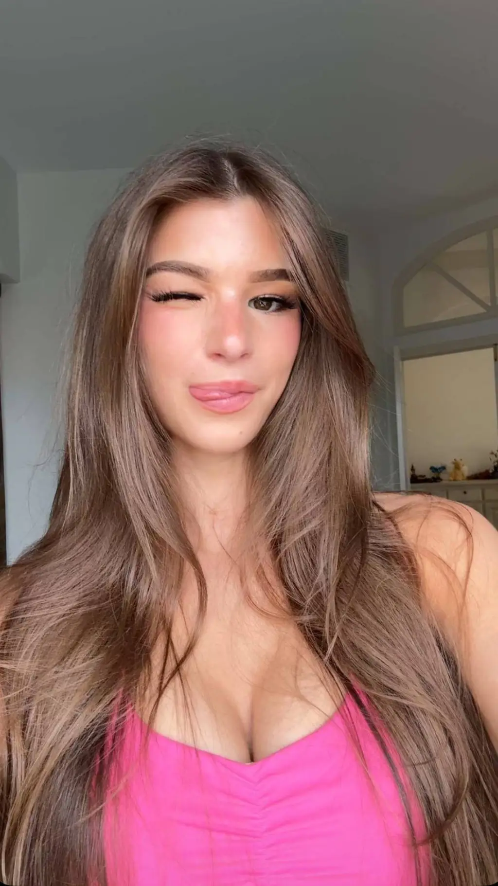 ai character: Brooke Monk  background