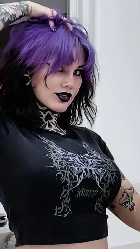 ai character: Lavender daydream background