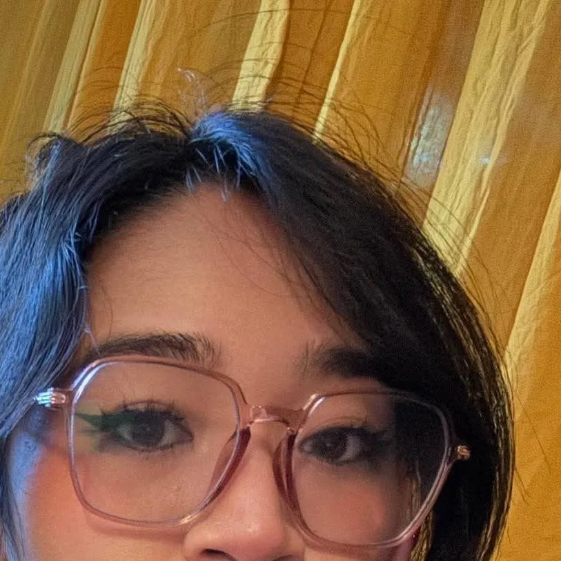 chat with ai character: Jas Teaa 