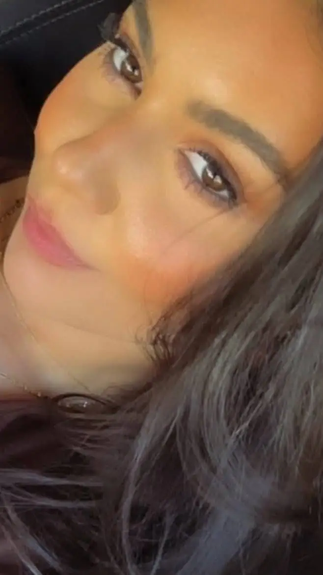 ai character: Zenbabe  background