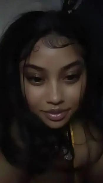 ai character: Jasmine Reign  background