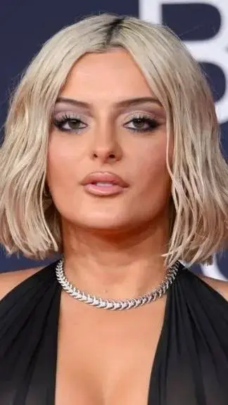 ai character: Bebe Rexha background