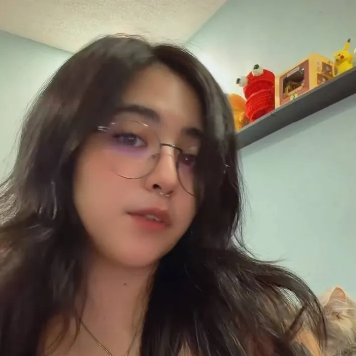chat with ai character: Asami Kiuchi