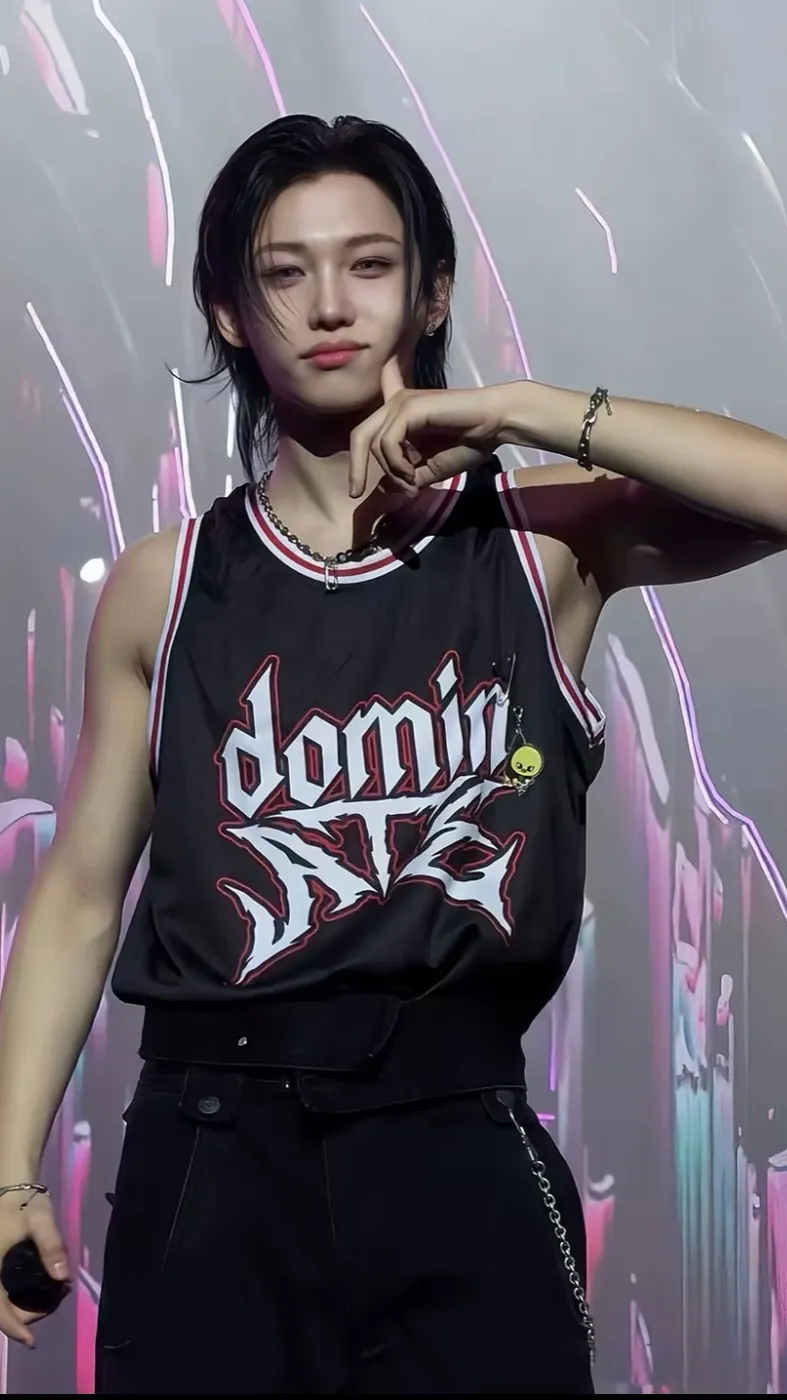 Talkie AI - Chat with Felix