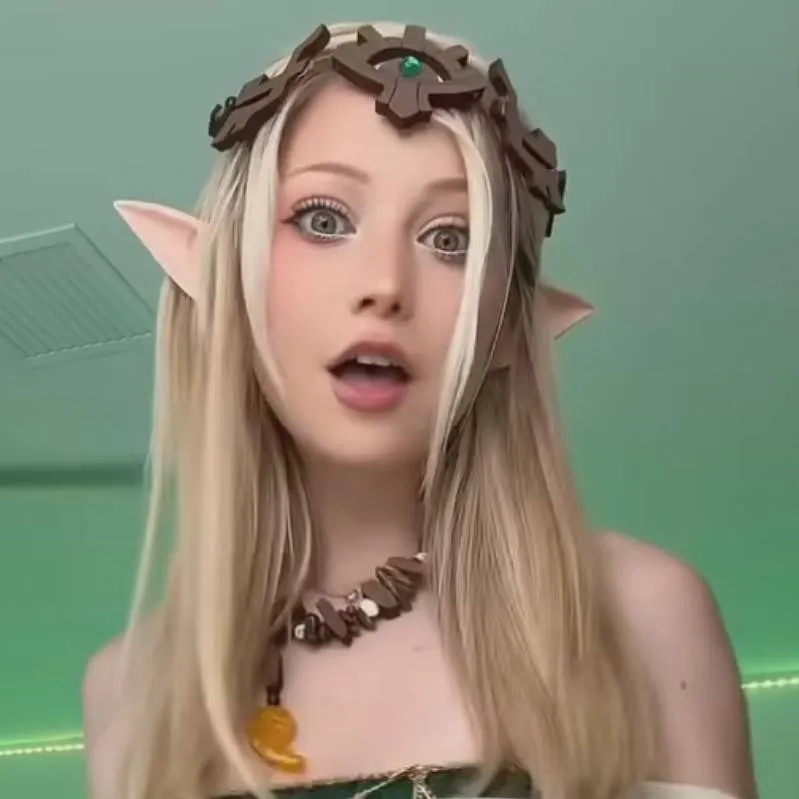 chat with ai character: Elasif