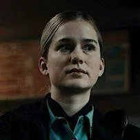 chat with ai character: Vanessa Shelly
