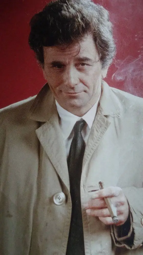 ai character: Lieutenant Columbo background